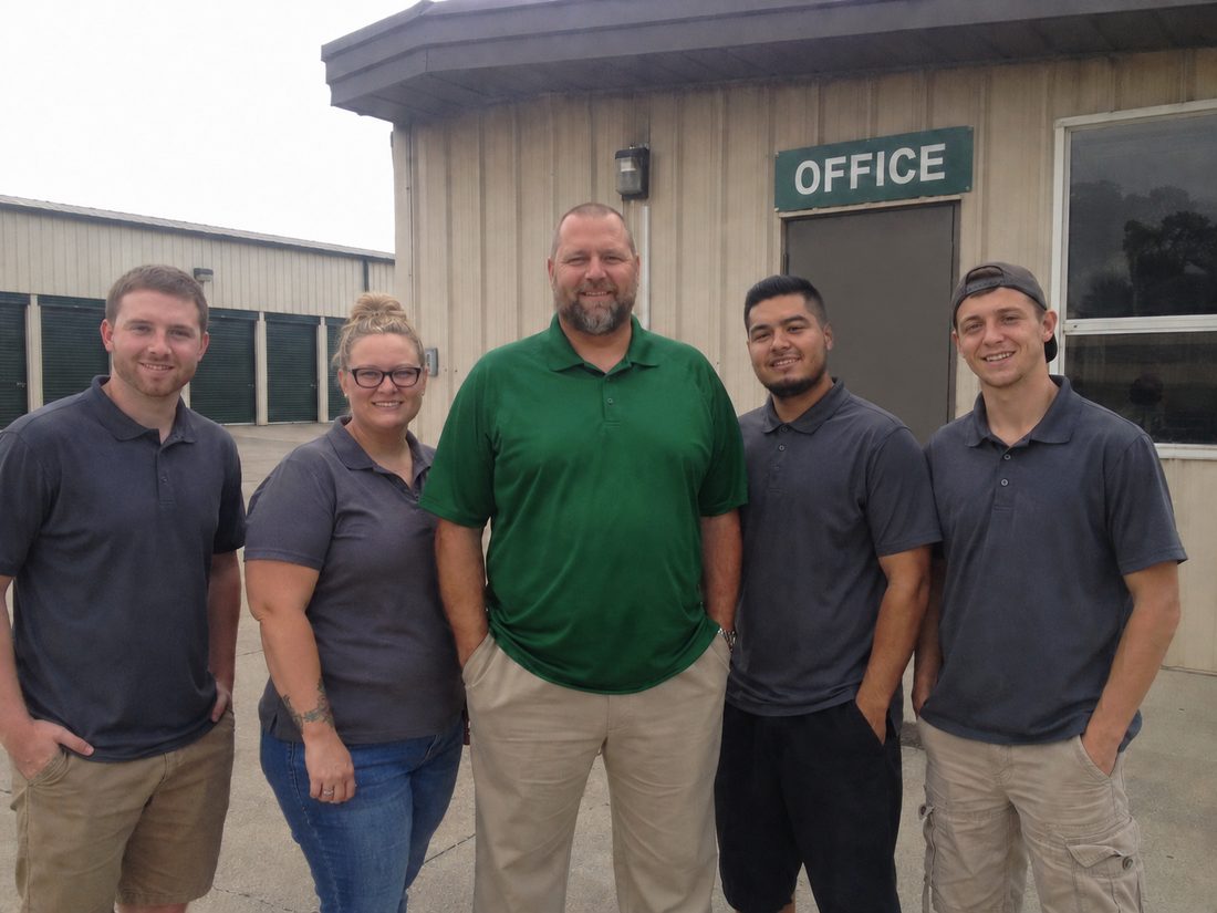 Pest control professionals in Newport Beach, CA